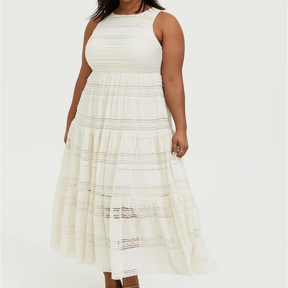 lace tiered maxi dress